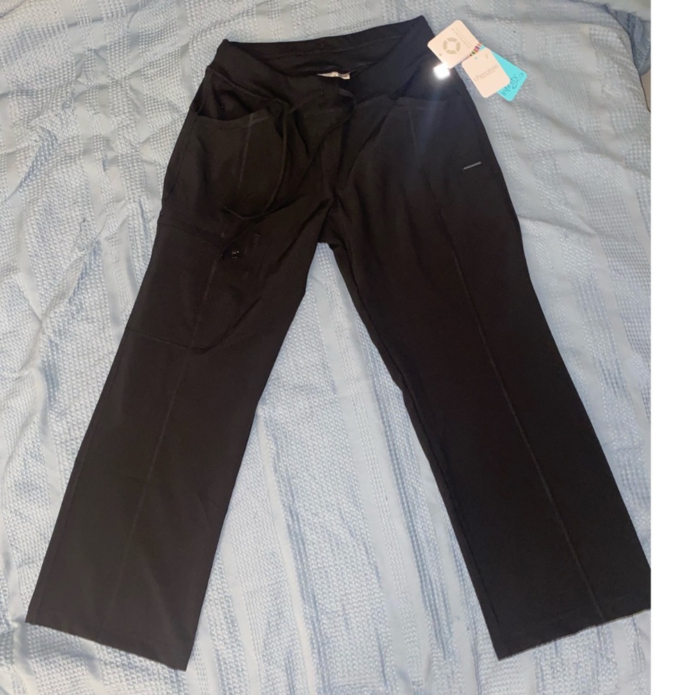 Cherokee Infinity Women's Scrub Pants , size petite small
